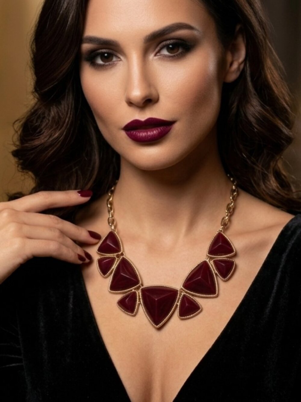 Burgundy Red & Gold Geometric Triangular Choker Necklace - Picture 4 of 5
